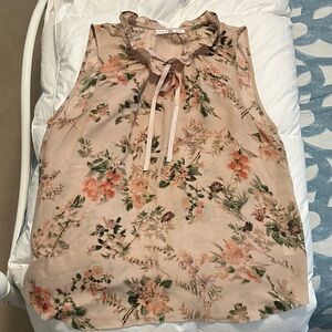 Violet & Claire Floral Ruffle Blouse - Soft Pink